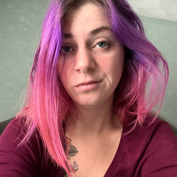 Meet your Posher, Shawnahawes 🖤 - Picture 4 of 16